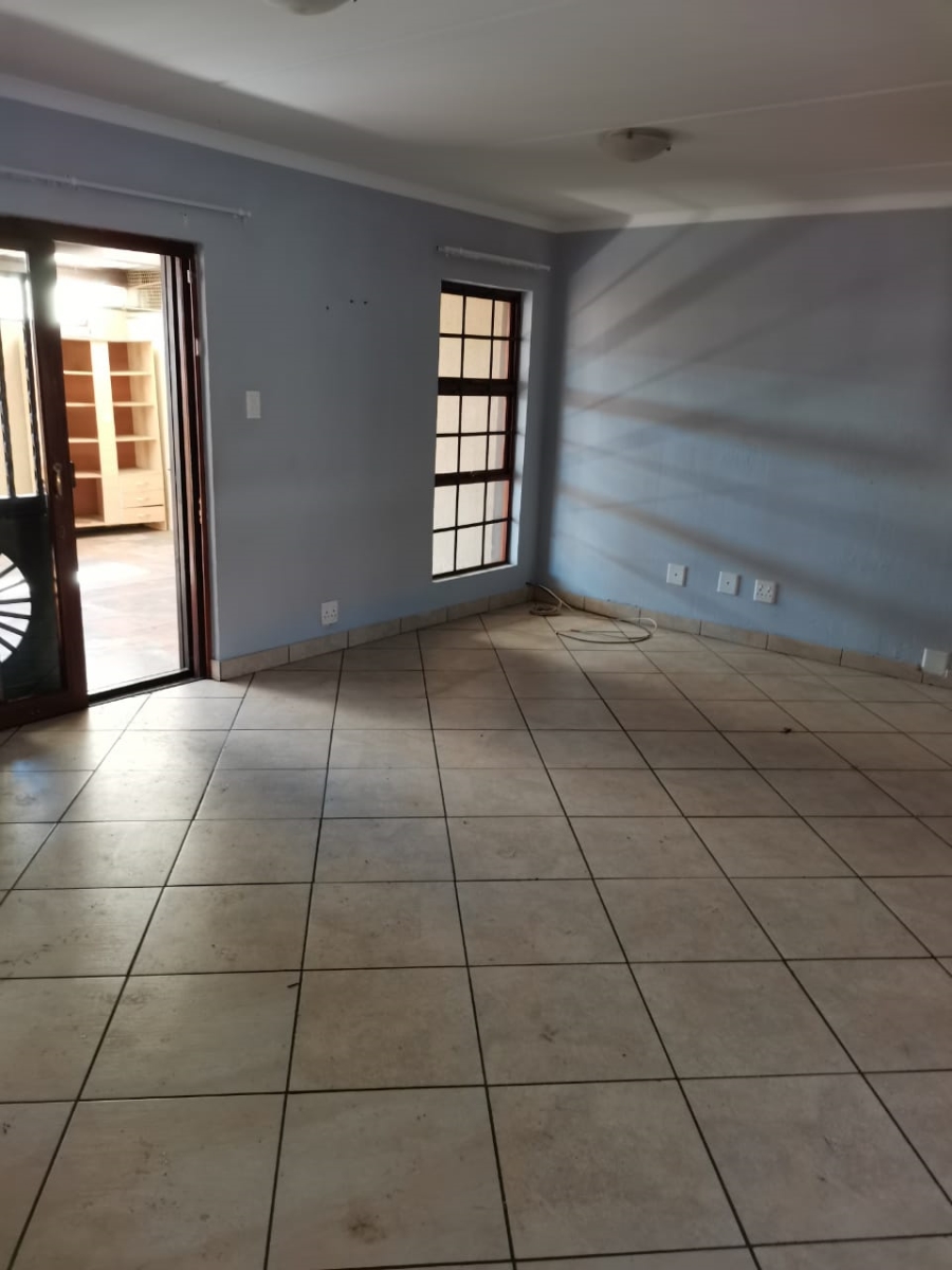 3 Bedroom Property for Sale in Vaalpark Free State